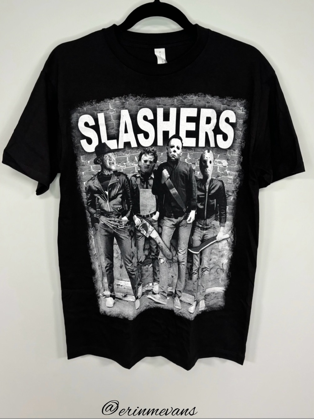 Slashers Graphic Tee Shirt Short Sleeve Black White Size Medium New